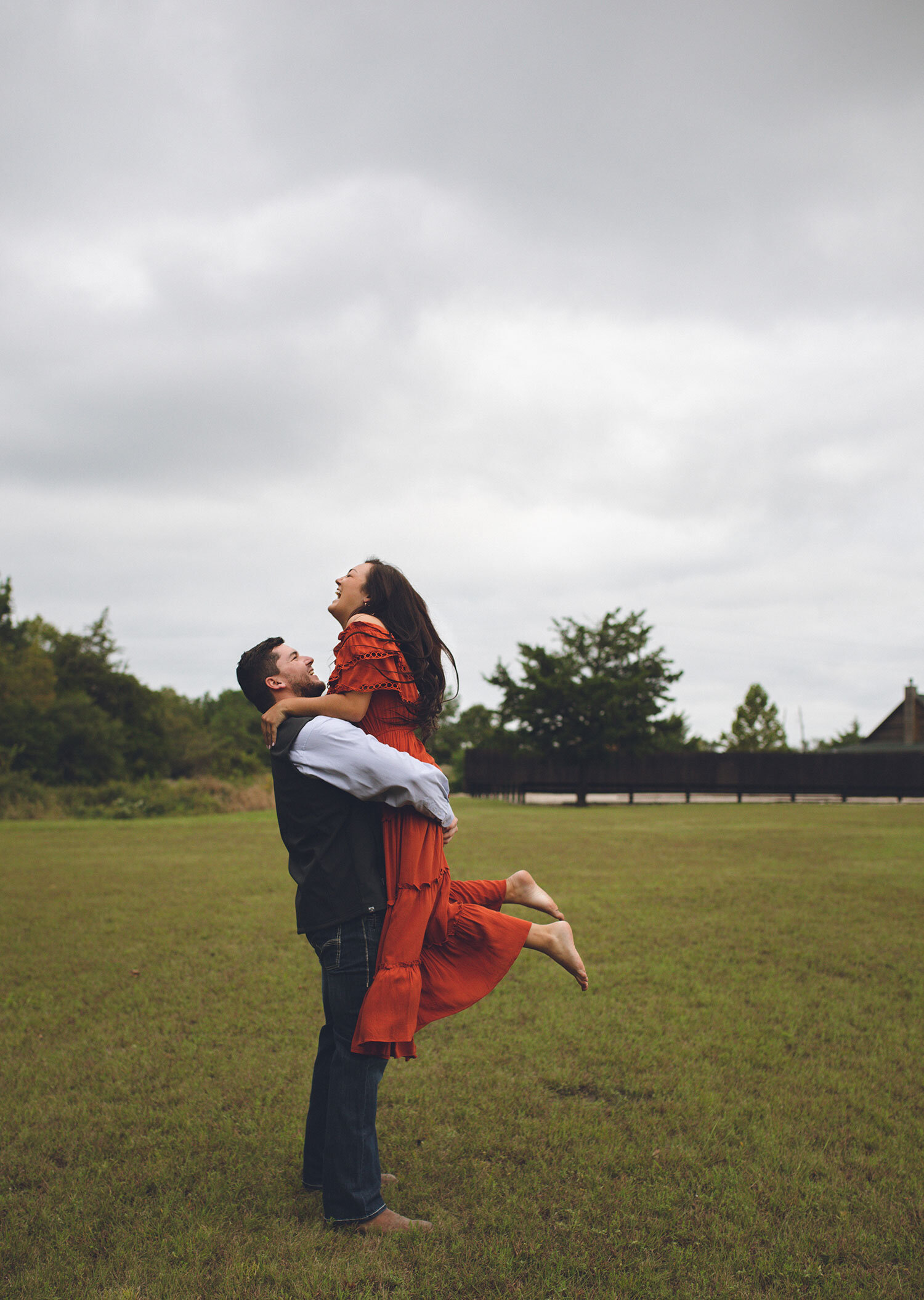Couples-Engagement-photos-in-field---Plantersville-Tx---.jpg